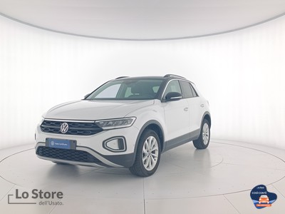 1 - Volkswagen T-Roc eschini auto