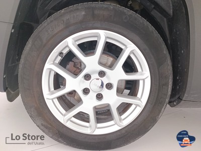 8 - Jeep Renegade eschini auto
