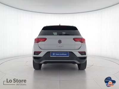 5 - Volkswagen T-Roc eschini auto