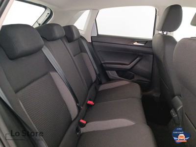 9 - Volkswagen Polo eschini auto
