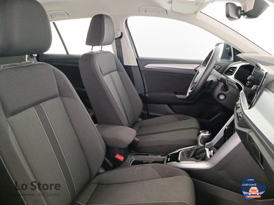 10 - Volkswagen T-Roc eschini auto