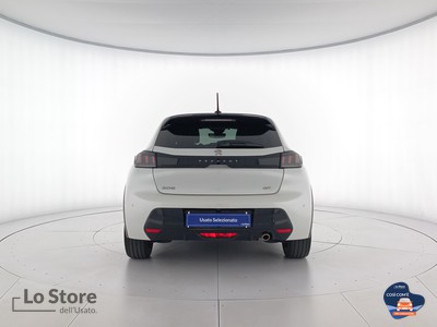 5 - Peugeot 208 eschini auto