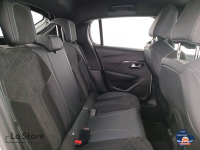 9 - Peugeot 208 eschini auto