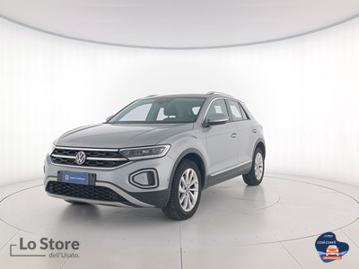 1 - Volkswagen T-Roc eschini auto