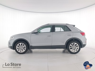 3 - Volkswagen T-Roc eschini auto