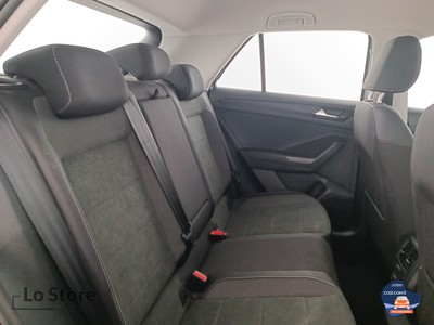 9 - Volkswagen T-Roc eschini auto