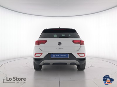 5 - Volkswagen T-Roc eschini auto