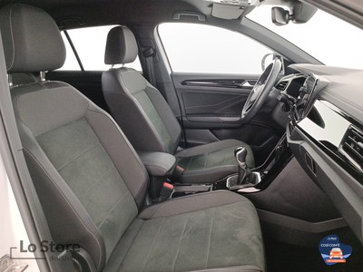 10 - Volkswagen T-Roc eschini auto