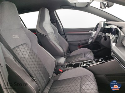 10 - Volkswagen Golf eschini auto