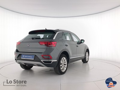 4 - Volkswagen T-Roc eschini auto