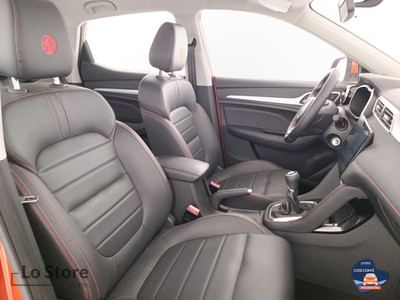 10 - Mg ZS eschini auto