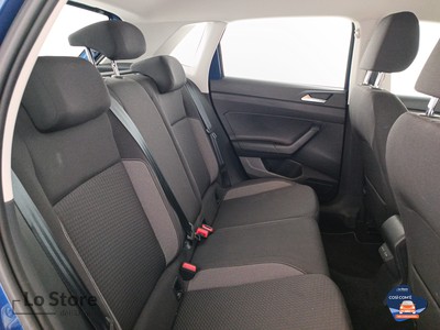 9 - Volkswagen Polo eschini auto