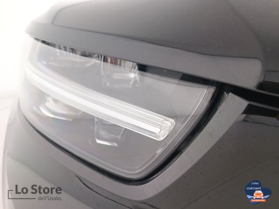 7 - Volvo XC40 eschini auto