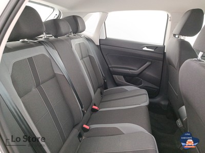 9 - Volkswagen Polo eschini auto