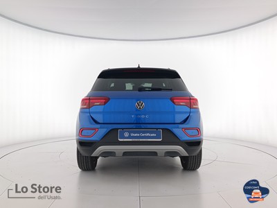 5 - Volkswagen T-Roc eschini auto
