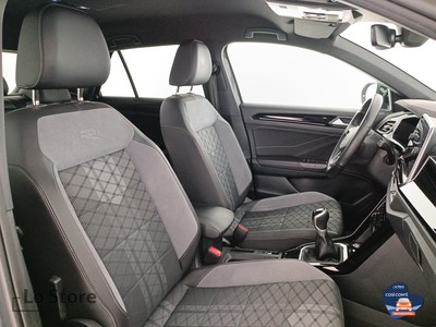 10 - Volkswagen T-Roc eschini auto