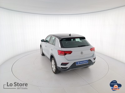 6 - Volkswagen T-Roc eschini auto