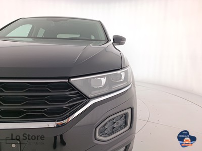7 - Volkswagen T-Roc eschini auto
