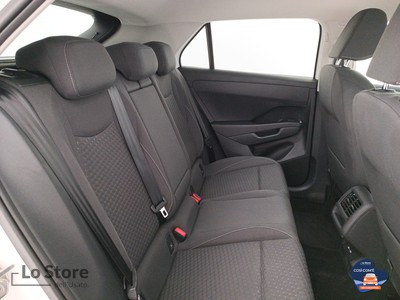 9 - Volkswagen T-Roc eschini auto