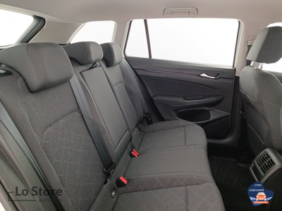 9 - Volkswagen Golf eschini auto
