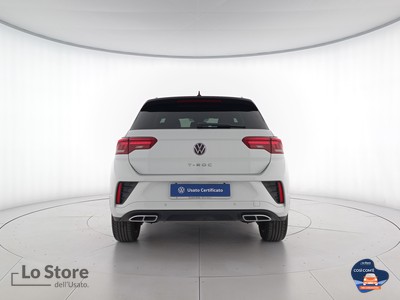 5 - Volkswagen T-Roc eschini auto
