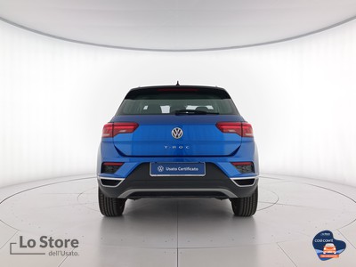 5 - Volkswagen T-Roc eschini auto
