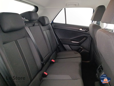 9 - Volkswagen T-Roc eschini auto