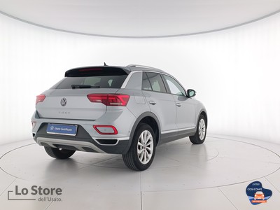 4 - Volkswagen T-Roc eschini auto