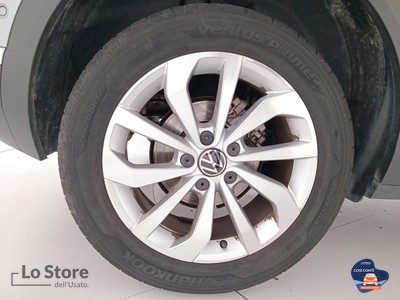 8 - Volkswagen T-Roc eschini auto