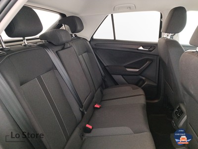 9 - Volkswagen T-Roc eschini auto