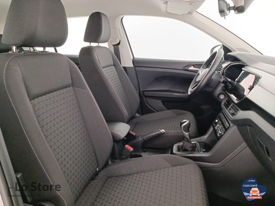 10 - Volkswagen T-Cross eschini auto