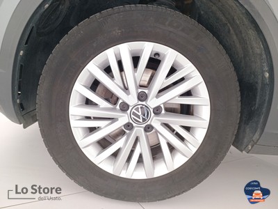 8 - Volkswagen T-Roc eschini auto