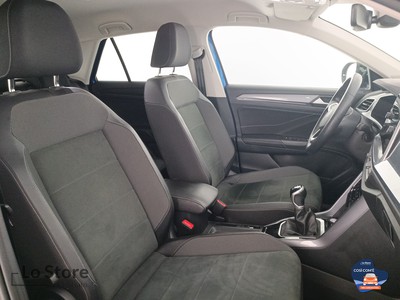 10 - Volkswagen T-Roc eschini auto