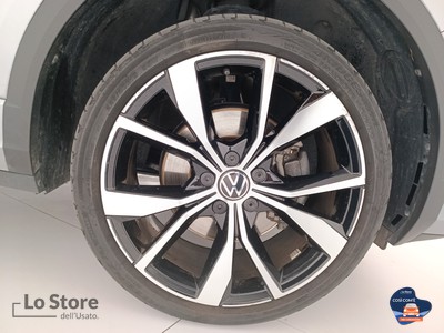 8 - Volkswagen T-Roc eschini auto