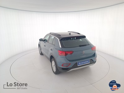 6 - Volkswagen T-Roc eschini auto