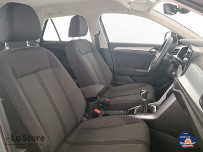 10 - Volkswagen T-Roc eschini auto