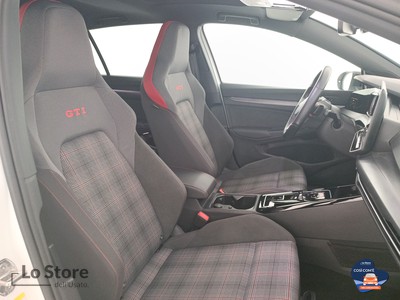 10 - Volkswagen Golf eschini auto