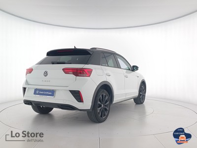 4 - Volkswagen T-Roc eschini auto