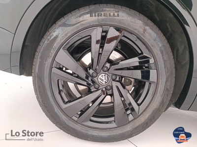8 - Volkswagen Touareg eschini auto