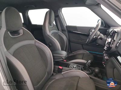 10 - Mini Countryman eschini auto