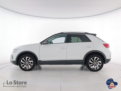 3 - Volkswagen T-Roc eschini auto