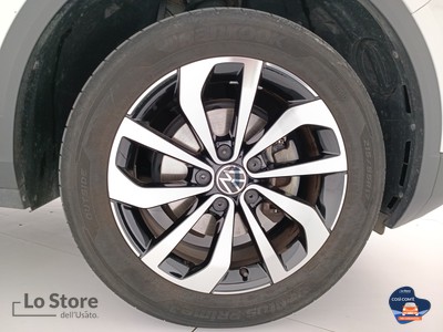 8 - Volkswagen T-Roc eschini auto