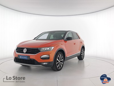 1 - Volkswagen T-Roc eschini auto