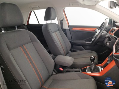 10 - Volkswagen T-Roc eschini auto