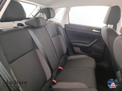 9 - Volkswagen Polo eschini auto