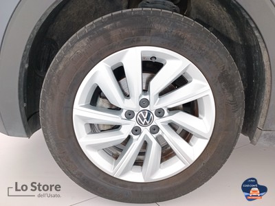 8 - Volkswagen T-Cross eschini auto