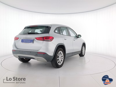 4 - Mercedes-Benz GLA eschini auto