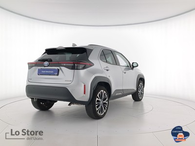 4 - Toyota Yaris cross eschini auto