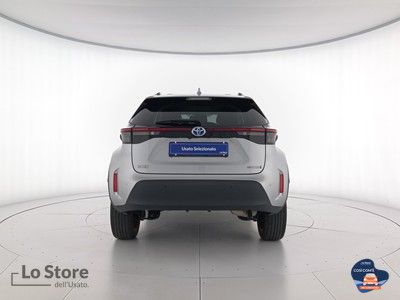 5 - Toyota Yaris cross eschini auto