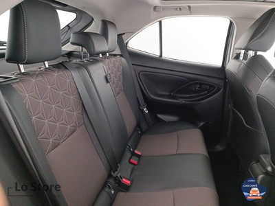 10 - Toyota Yaris cross eschini auto